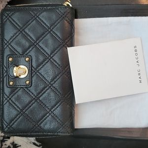 Marc Jacobs quilted wallet